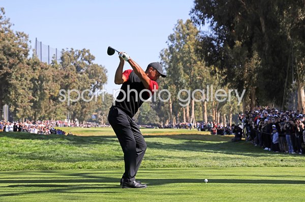 Tiger Woods USA drives 11th tee Genesis Invitational Riviera 2023