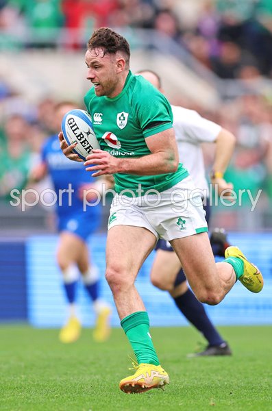 Hugo Keenan Ireland scores v Italy Six Nations Rome 2023