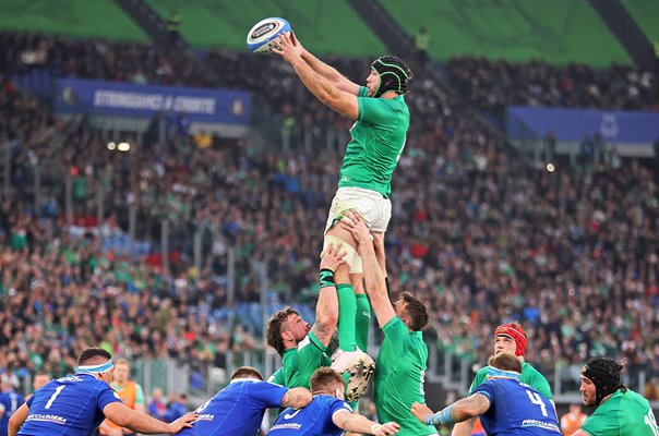 Caelan Doris Ireland catch v Italy Six Nations Rome 2023