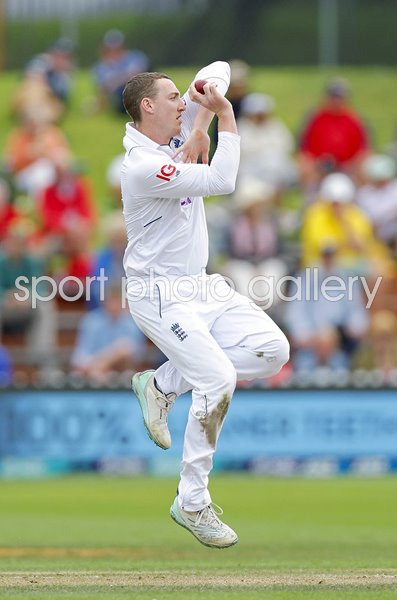 Harry Brook England bowls v New Zealand Wellington 2023