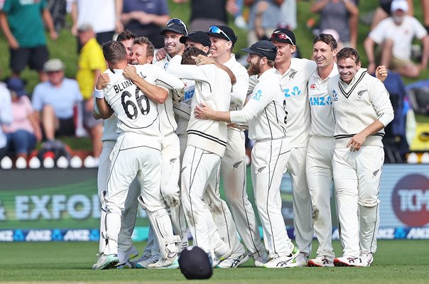 New Zealand celebrate win v England Day 5 2nd Test Wellington 2023