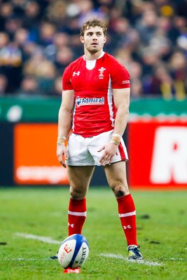 Leigh Halfpenny Wales v France Paris 2013