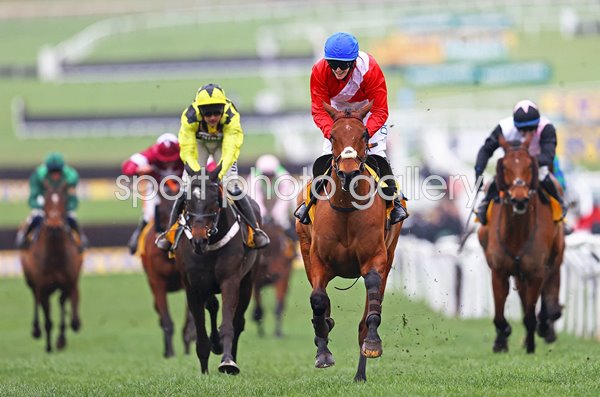 Rachael Blackmore celebrates on Envoi Allen Ryannair Chase Cheltenham 2023