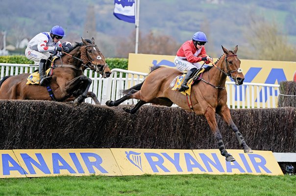 Rachael Blackmore riding Envoi Allen wins Ryannair Chase Cheltenham 2023 