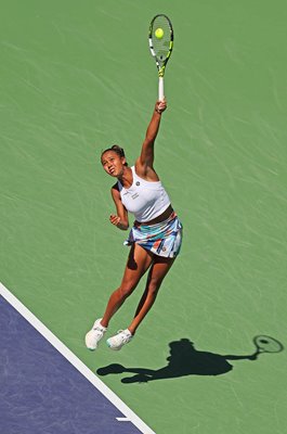 Leylah Fernandez Canada stretches Indian Wells Tennis 2023