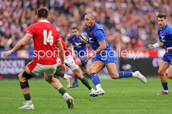 Gael Fickou France scores v Wales Paris Six Nations 2023