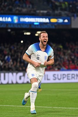 Harry Kane England celebrates record 54th goal v Italy Naples 2023