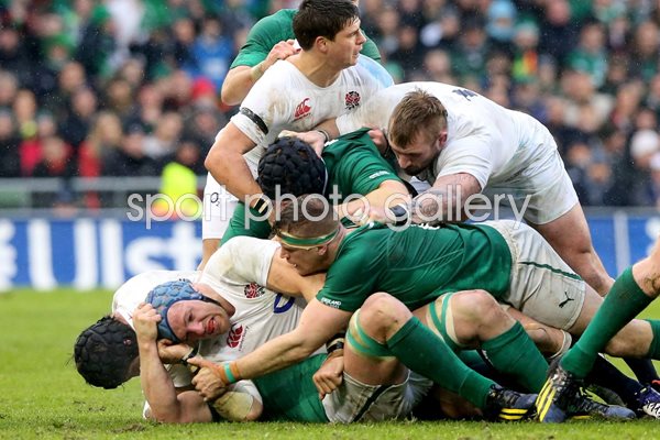 James Haskell and Jamie Heaslip battle Dublin 2013