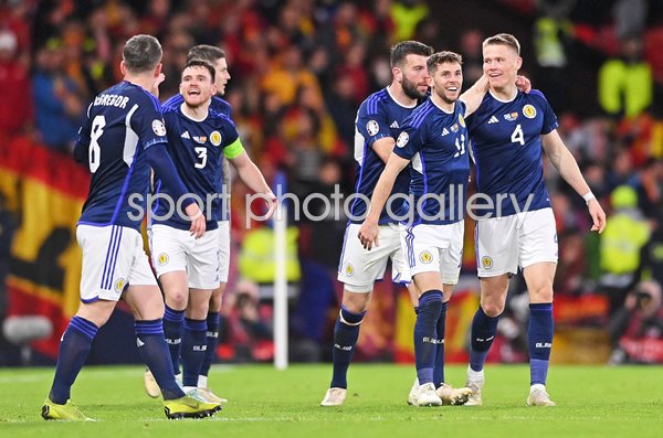 Scotland celebrate Scott McTominay goal v Spain EURO 2024 Qualifier 2023