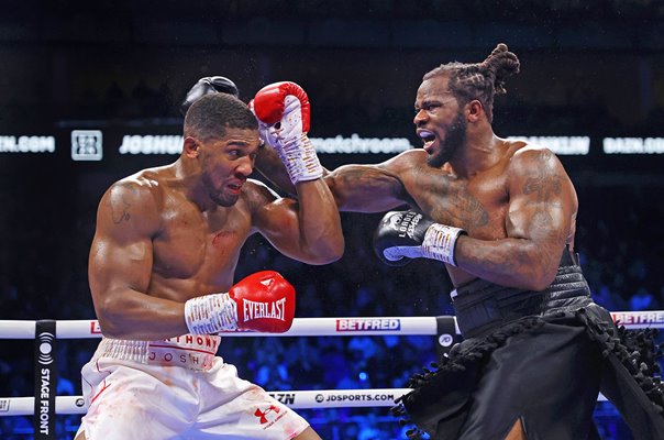 Jermaine Franklin punches Anthony Joshua Heavyweight fight London 2023