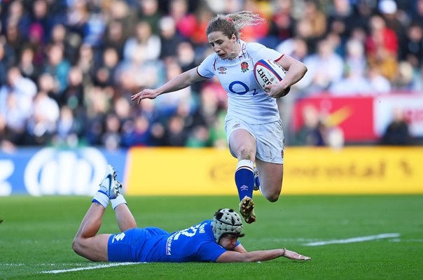 Abby Dow England scores v Italy Women's Six Nations Northampton 2023