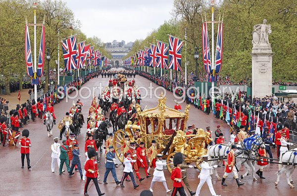King Charles III & Queen Camilla Gold State Coach Coronation Day 2023