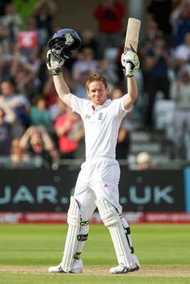 Eoin Morgan celebrates Maiden Test Century