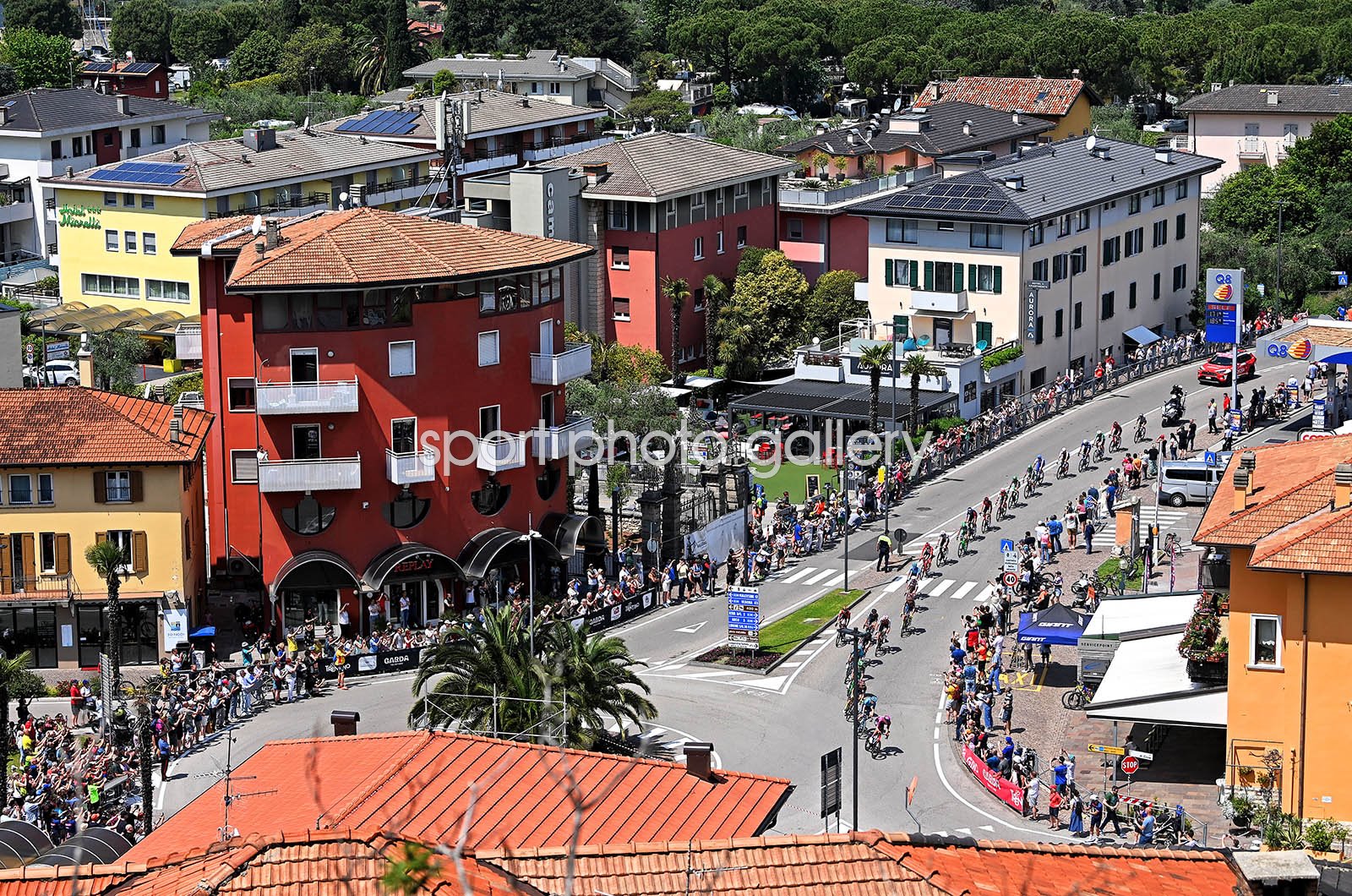Giro peloton best sale