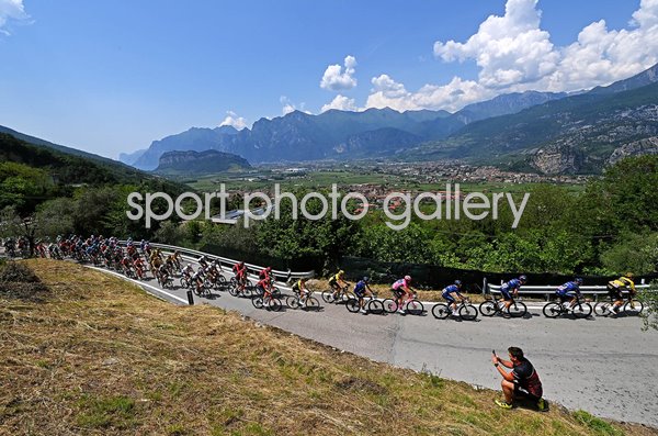 Peloton rides Sabbio Chiese to Monte Bondone Stage 16 Giro 2023