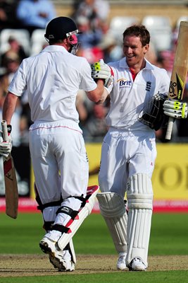 Eoin Morgan celebrates century with Paul Collingwood