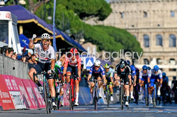 Mark Cavendish Great Britain wins Stage 21 Sprint Rome Giro 2023