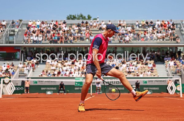 Hubert Hurkacz Poland trick shot French Open Paris 2023