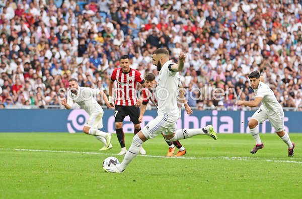 Karim Benzema Real Madrid scores v Athletic Club LaLiga 2023