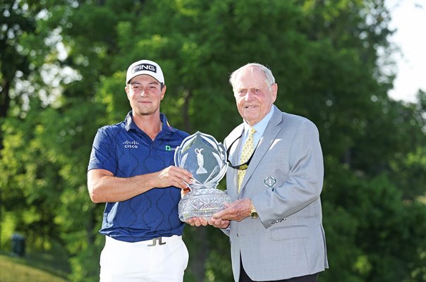 Viktor Hovland Norway Memorial Champion with Jack Nicklaus Muirfield Village 2023