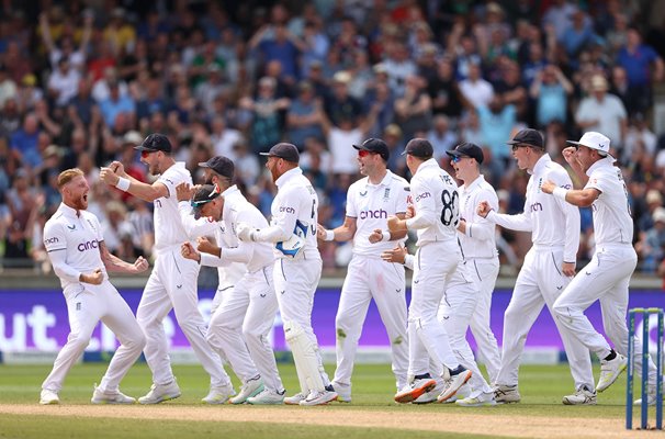 Ben Stokes England celebrates Steve Smith wicket Edgbaston Ashes 2023