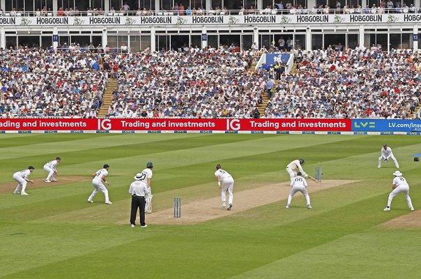 Ollie Robinson England bowls Usman Khawaja Australia Edgbaston Ashes 2023