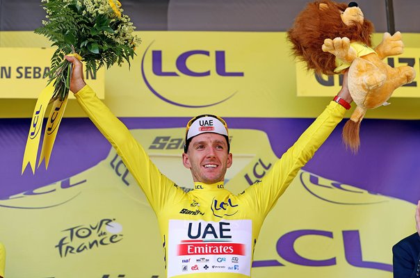 Adam Yates Yellow Jersey Stage 2 Tour de France 2023  