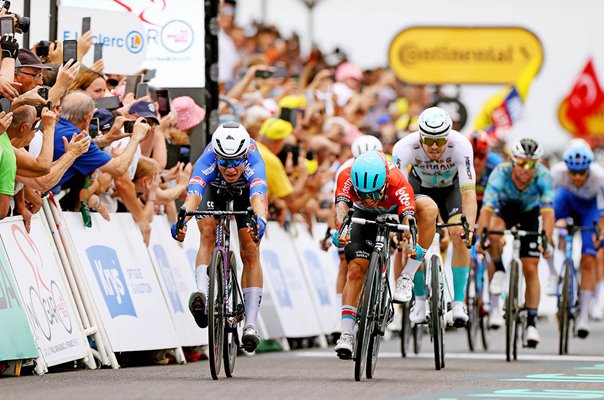 Jasper Philipsen Belgium wins successive sprints Stage 4 Tour de France 2023