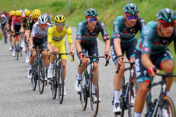 Jai Hindley Australia Yellow Jersey Stage 6 Tour de France 2023 