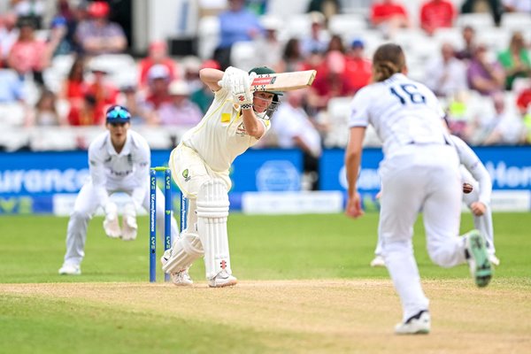 Beth Mooney Australia bats v England Women's Ashes Test Trent Bridge 2023