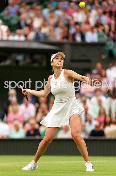 Elina Svitolina Ukraine forehand v Iga Swiatek Wimbledon 2023