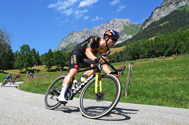 Wout Van Aert Belgium descends Stage 15 Tour de France 2023