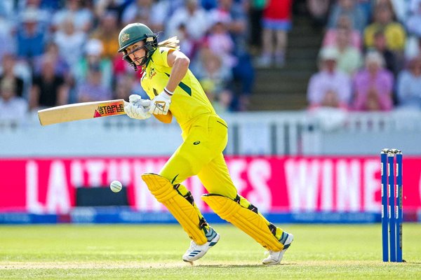 Ellyse Perry Australia bats v England Women's Ashes 3rd ODI Taunton 2023