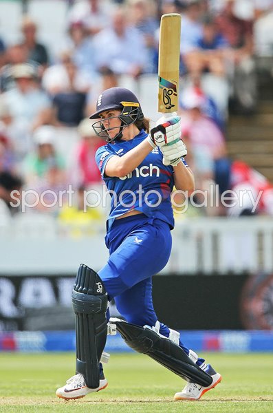 Natalie Sciver-Brunt England bats Australia Women's Ashes 3rd ODI Taunton 2023
