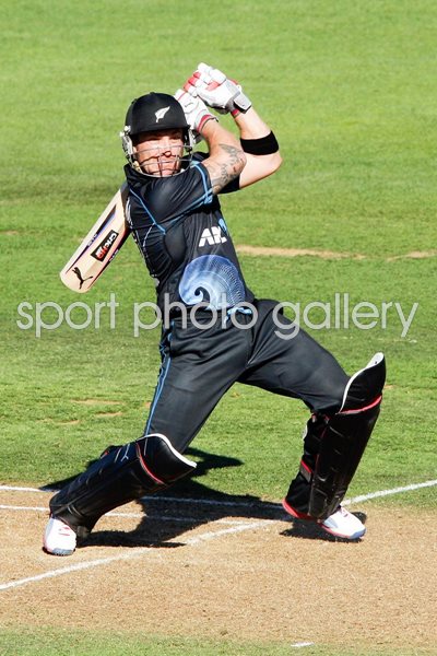 Brendan McCullum New Zealand v England Napier 2013