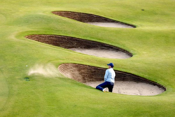 Rory McIlroy Northern Ireland bunker 18th hole British Open Hoylake 2023