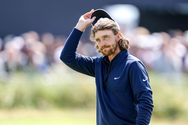 Tommy Fleetwood England leads Round 1 British Open Hoylake 2023