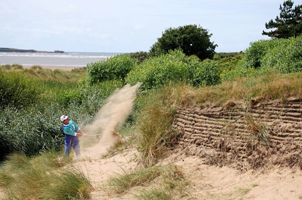 Viktor Hovland Norway bunker escape 17th hole British Open Hoylake 2023