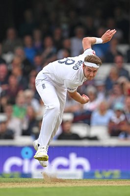 Stuart Broad England bowls during his final Test Match Ashes Oval 2023