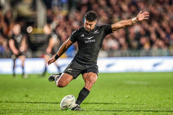 Richie Mo’unga New Zealand kicks v South Africa Rugby Championship Auckland 2023