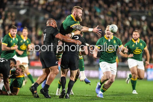 RG Snyman South Africa offloads v New Zealand Rugby Championship Auckland 2023