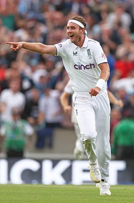 Stuart Broad England celebrates Todd Murphy wicket 5th Ashes Test The Oval 2023
