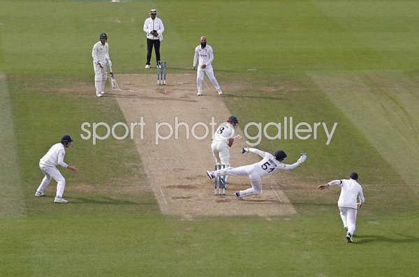 Jonny Bairstow England reflex catch v Mitch Marsh Australia Ashes 5th Oval 2023