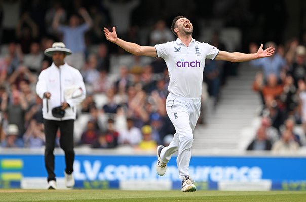 Mark Wood England celebrates Marnus Labuschagne wicket Ashes 5th Test Oval 2023