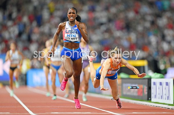 Alexis Holmes USA wins 4x400m Mixed Relay as Femke Bol Netherlands slips Budapest 2023