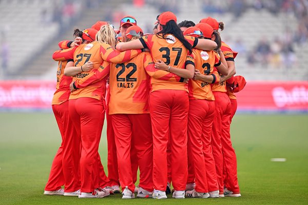 Birmingham Phoenix Women huddle v Oval Invincibles The Hundred 2023