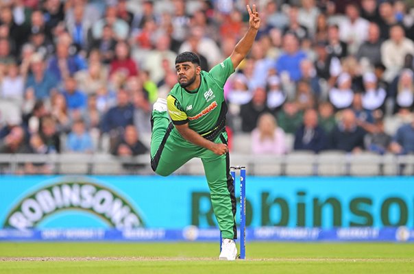 Rehan Ahmed Southern Brave bowls v Manchester Originals The Hundred 2023