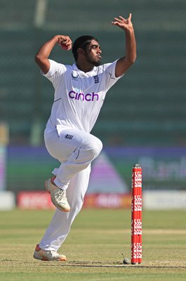 Rehan Ahmed England bowls v Pakistan 3rd Test Karachi 2023