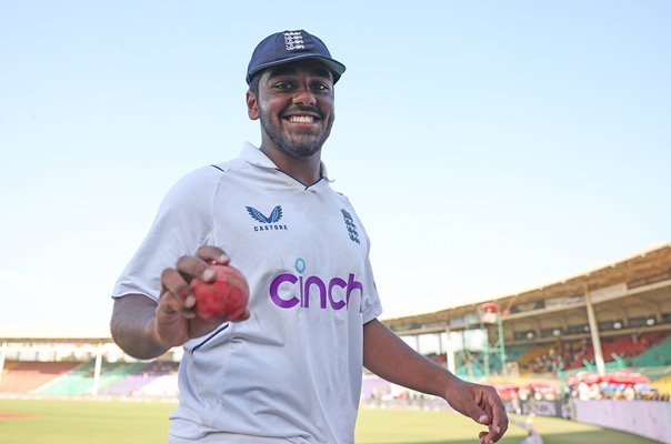 Rehan Ahmed England 5 wickets v Pakistan 3rd Test Karachi 2023