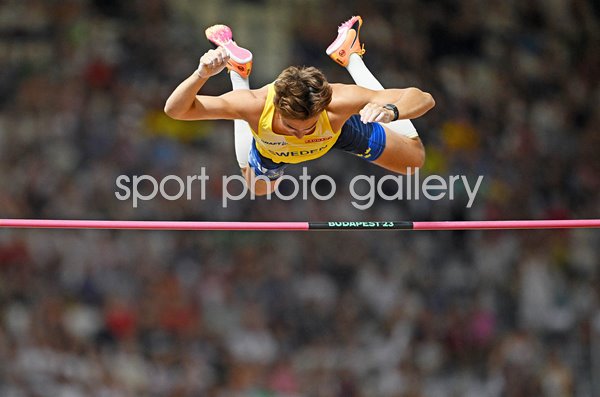 Armand Duplantis Sweden soars clear Pole Vault Final World Athletics Budapest 2023